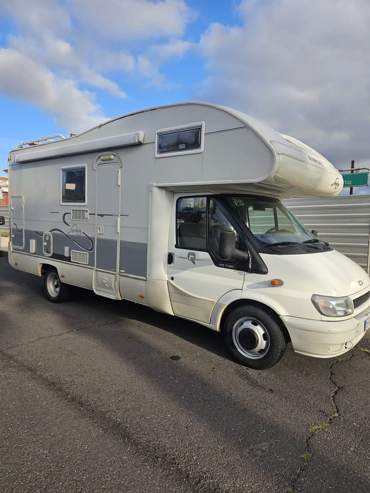 Ford Rimor Superbrig 630 2.4 TDCi Capuchina – 2004