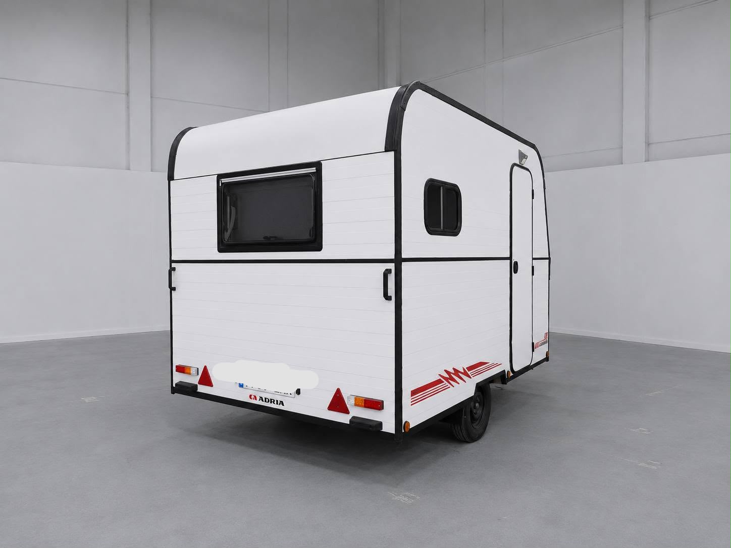 Adria Caravan Reformada con Placa Solar