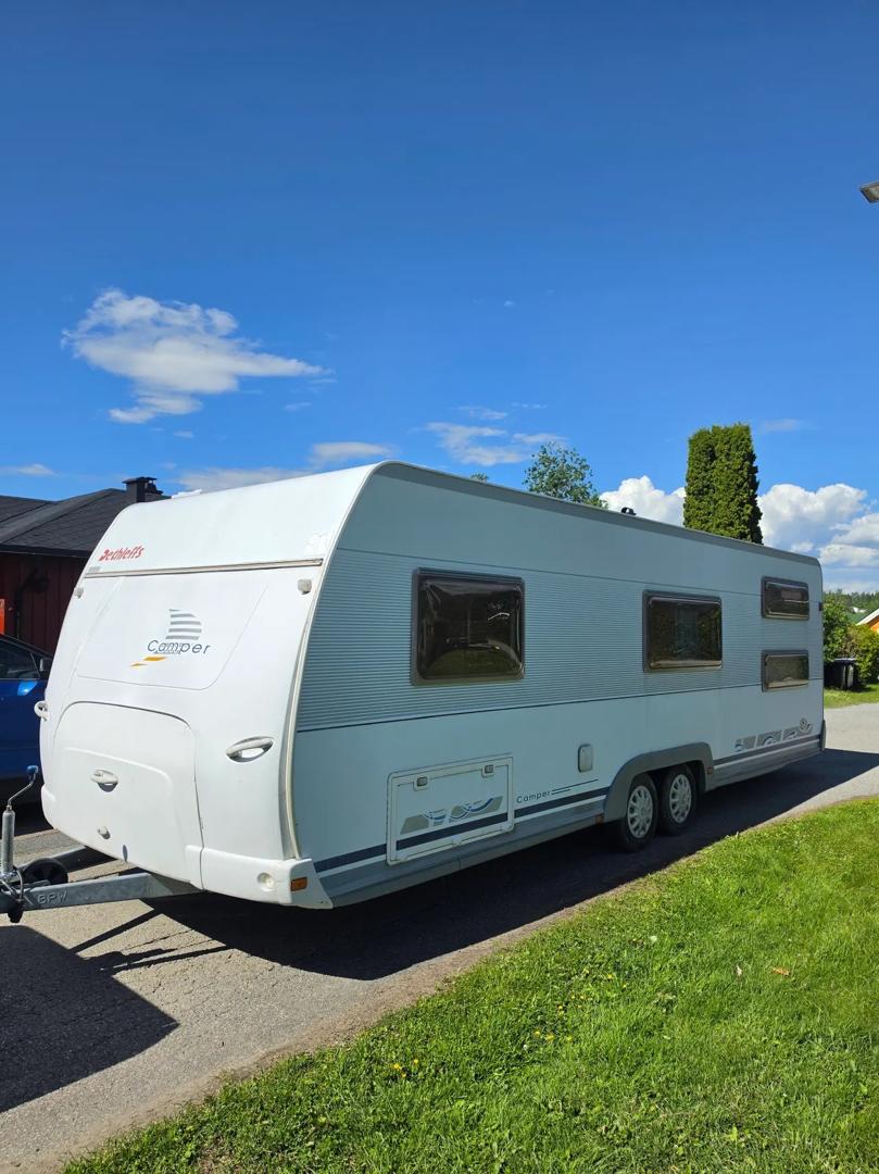 Dethleffs Caravan Familiar 2002 – 7 Plazas para Dormir