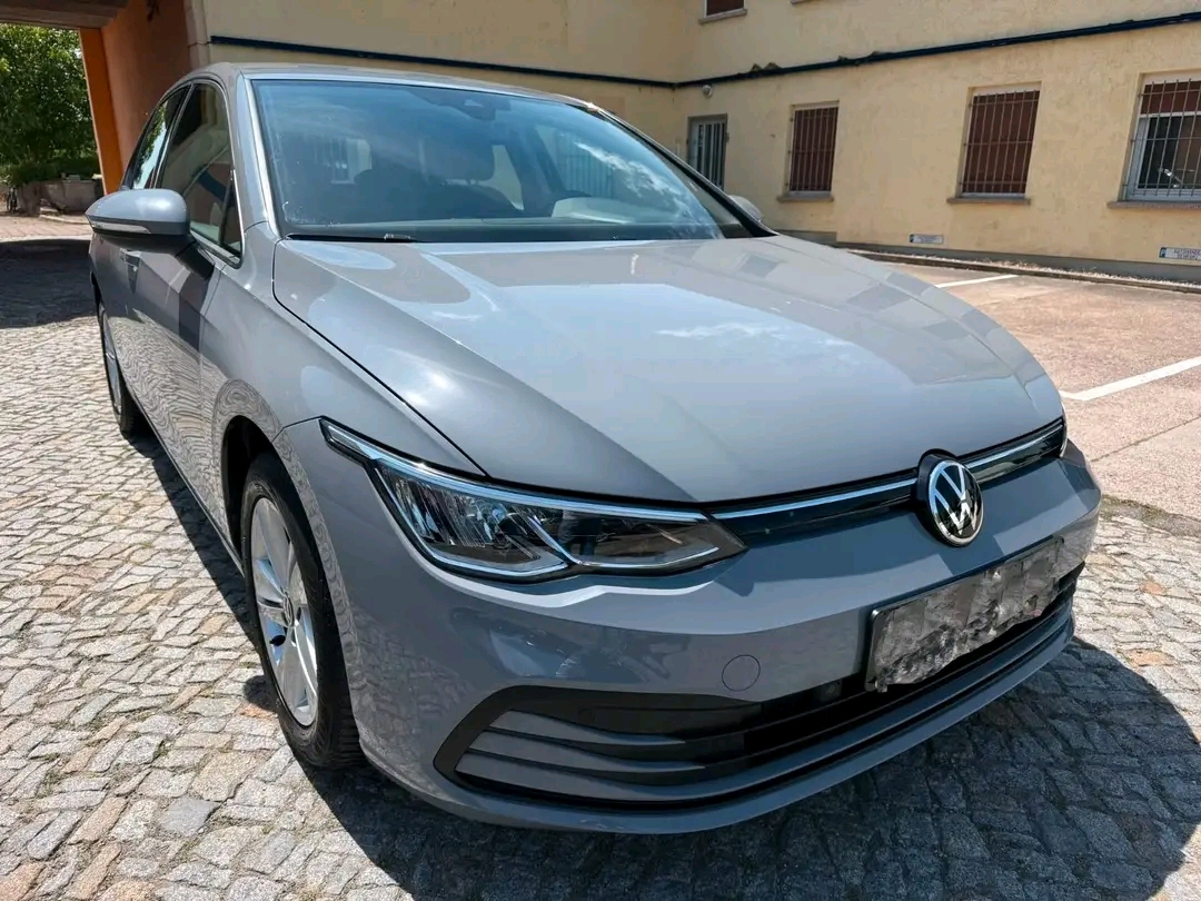 Volkswagen Golf VIII 1.5 TSI Life 131 CV